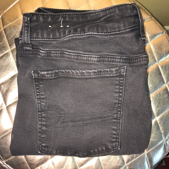 🦅American Eagle Jeans🦅 - Picture 1 of 3